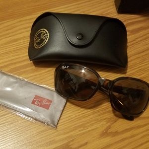 Ray Ban RB 4068 POLARIZED